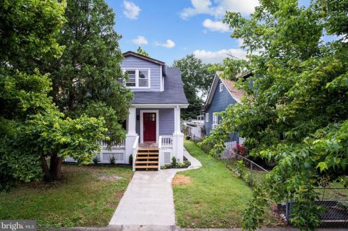 905 Irving St, Washington, DC 20017-3417
