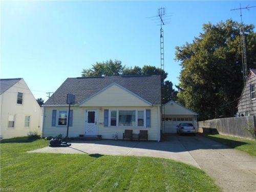 1251 Whipple Ave, Canton, OH 44708-2801