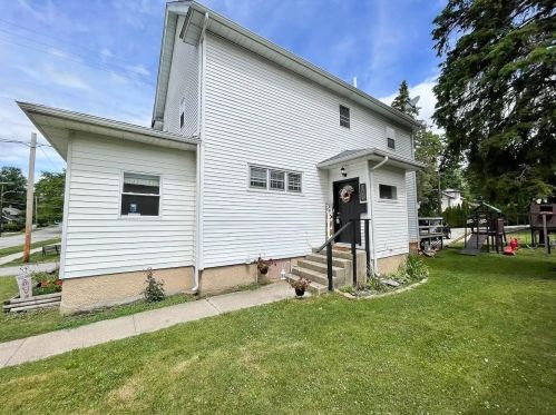 405 Brown St, Valpo, IN 46383-5770