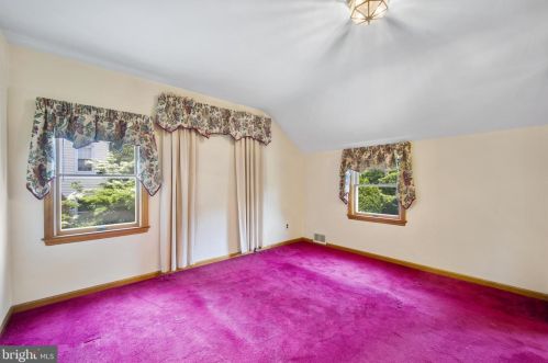 101 Elm Ave, Yardley PA 19067-7419 exterior