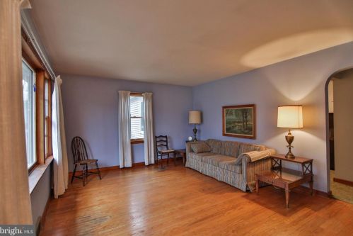 6466 Blue Church Rd, Coopersburg, PA 18036-1845