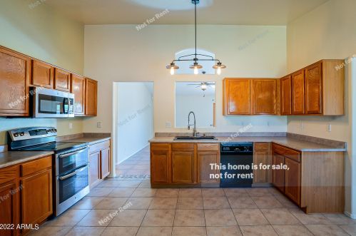 2601 79th Dr, Phoenix AZ  85043-7455 exterior