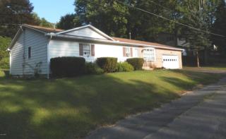 11 Sunset Ave, Honesdale, PA 18431-1128