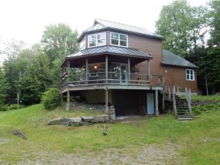 1651 Albany Rd, Barton, VT 05875