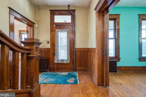 5 Amiss Ave, Richmond National Battlefiel VA  22835-1309 exterior