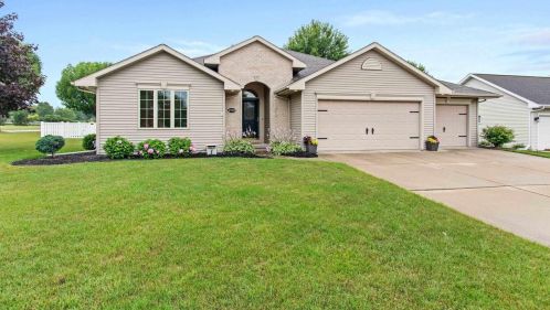 2722 Teresa Dr, Green Bay WI  54311-5586 exterior