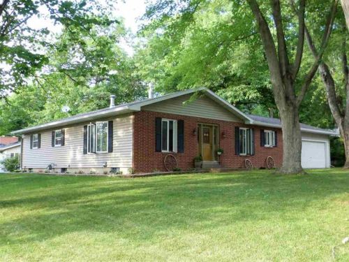 1141 Briarwood St, Marshfield, WI 54449-1717