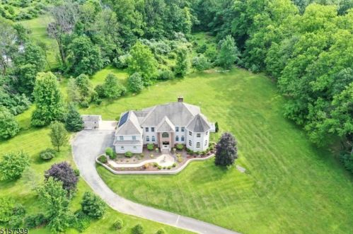 435 Little Brook Rd, Glen Gardner, NJ 08826-3319