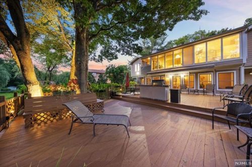 331 Piermont Rd, Norwood, NJ 07648-1407
