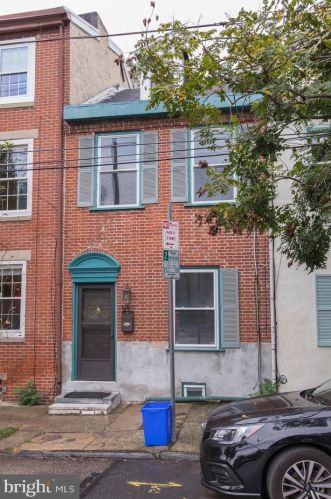 937 American St, Philadelphia PA  19123-2229 exterior