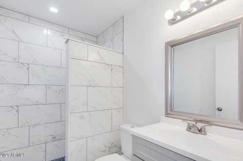 11219 41st Ave, Phoenix AZ  85029-3808 exterior