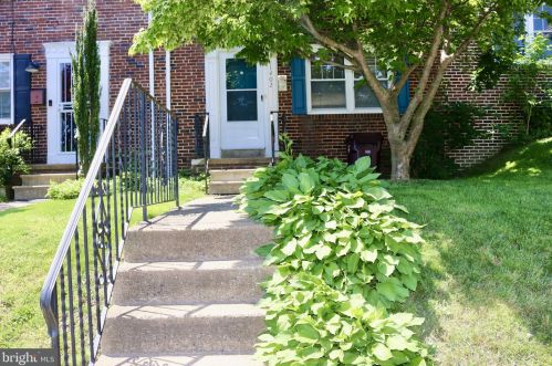 1402 Beech St, Wilmington, DE 19805-4202