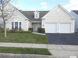 66 Samantha Cir, West Hampton, NY 11977-1019
