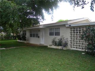 3301 68th Ave, Hollywood, FL 33024-1819