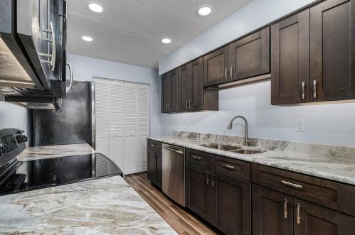 804 Taylor Ln, Lehigh Acres FL  33936-4952 exterior