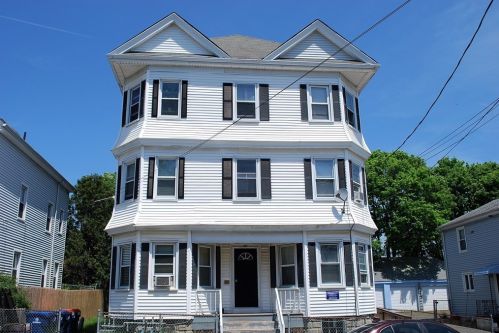 59 Covell St, New Bedford, MA 02745-6004