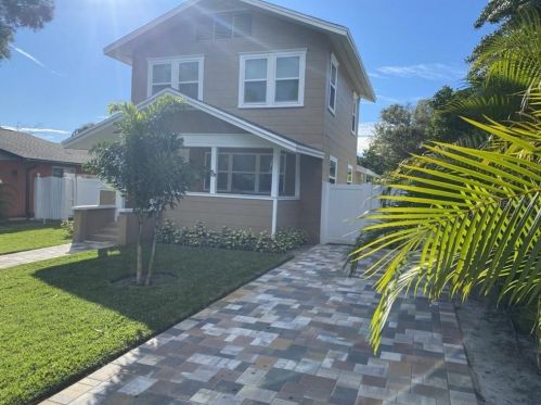 5152 3rd Ave, Saint Petersburg, FL 33707-1916