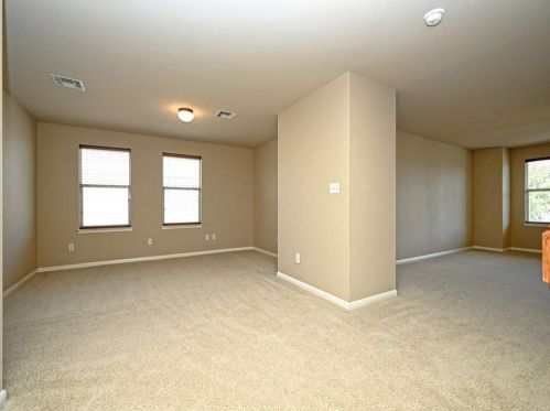 9609 Castle Pines Dr, Austin, TX 78717-3856