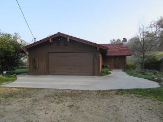 32386 Lodge Rd, Tollhouse, CA 93667-9605