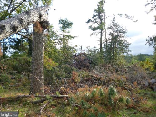 859 Boundary Rd, West Deptford, NJ 08096-3606