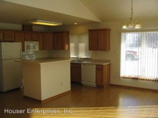 5 Redtail Ct, Iowa City IA  52241-4000 exterior