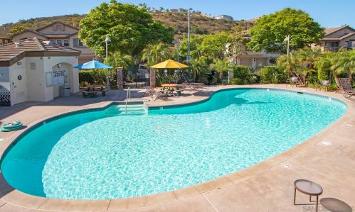 10294 Scripps Poway Pkwy, San Diego, CA 92131-5108