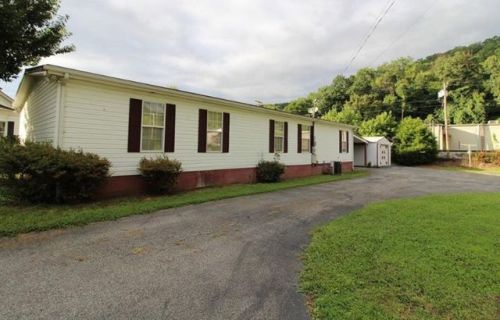 835 Park Ave, Danville, WV 25053