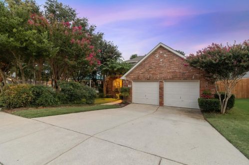 3516 Marquette Dr, Denton TX  76210-8735 exterior