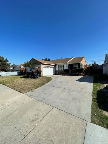 12614 Halcourt Ave, Norwalk, CA 90650-2502