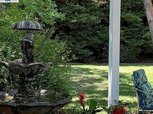 6521 Young Oak Ct, Citrus Heights CA  95662-6007 exterior