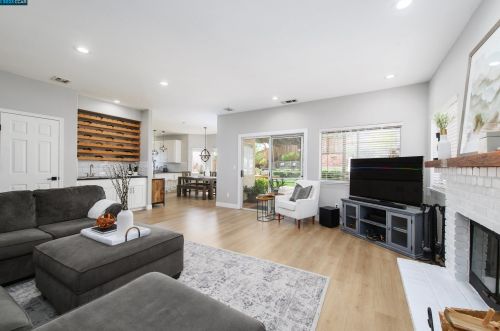3861 Sheffield Cir, Danville, CA 94506-1261