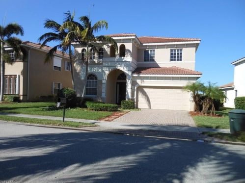 11507 Centaur Way, Lehigh Acres, FL 33971-3767