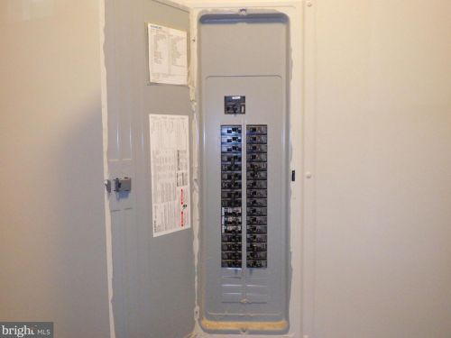 725 44 St, Philadelphia PA  19104-2910 exterior