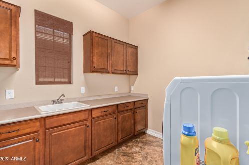 1525 Scorpio Pl, Chandler AZ 85249-5126 exterior