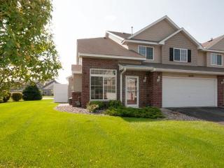16375 Elm Creek Ln, Lakeville, MN 55044-4740