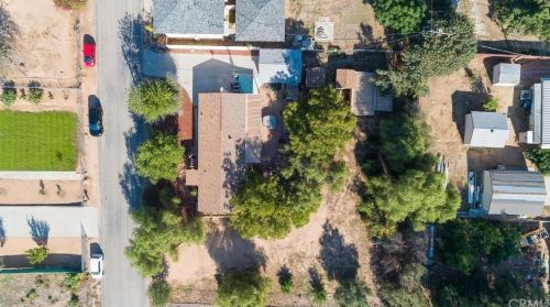 20935 Mariposa Rd, Lake Elsinore CA  92530-0522 exterior