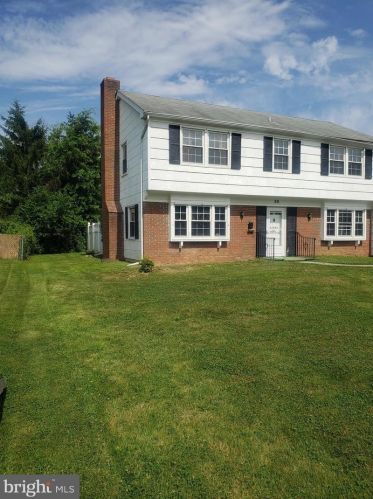 25 Garfield Dr, Willingboro NJ  08046-3227 exterior