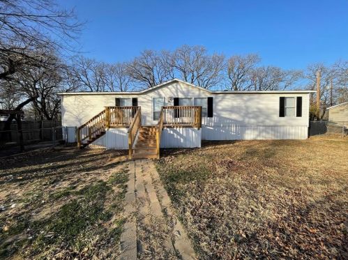 1202 Redbud Dr, Argyle, TX 76226-6926