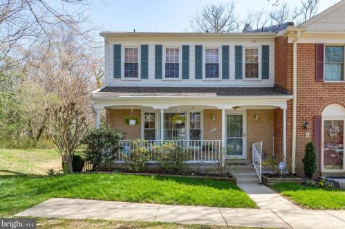6015 Kerrwood St, Springfield, VA 22015-3637