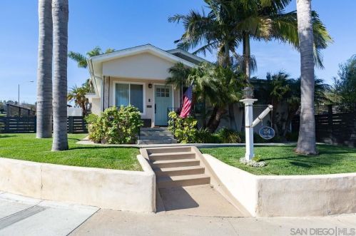 1154 Evergreen St, San Diego, CA 92106-2554