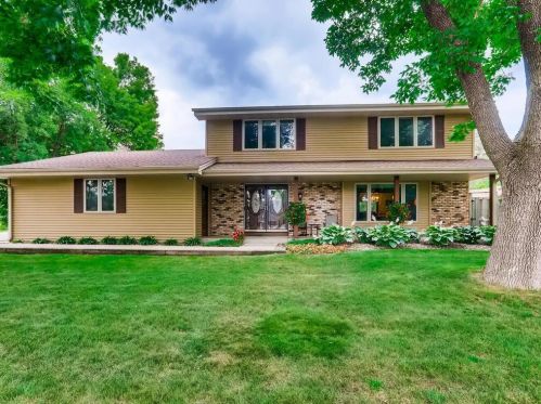 3010 Jewel Ln, Minneapolis, MN 55447-1743