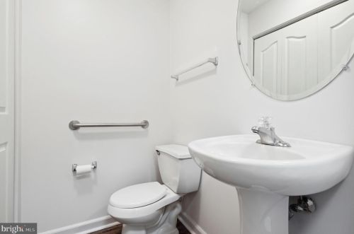 240 Gladstone Way, Bear DE  19701-3518 exterior