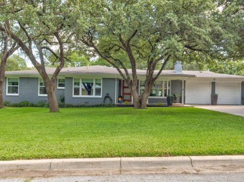 6467 Fortune Rd, Fort Worth, TX 76116-7317