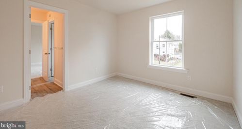 706 Hornblende Ave, Kennett Sq PA  19348-3614 exterior