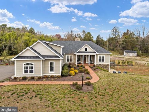 10116 Oxford Ct, Nokesville, VA 20181-1611