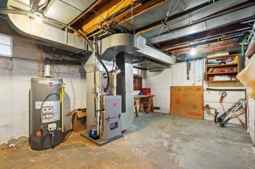 1554 Hawthorne St, Pittsburgh PA  15201-2046 exterior