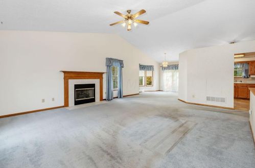 7991 Windsome Ct, Blacklick OH  43004-8104 exterior