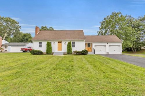 194 Rambler St, Bristol, CT 06010-3326