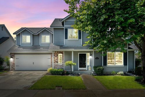 2800 Belharbour Dr, Modesto CA  95355-9201 exterior