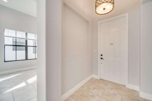 8525 41st St, Hollywood FL  33024-5044 exterior